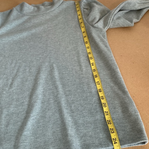 Madewell Top. Green. Large - Picture 7 of 11